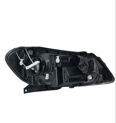 Farol Gol Saveiro Voyage G7 2016 a 2018 Máscara Negra Friso Cromado Foco Simples Esquerdo Motorista TYC