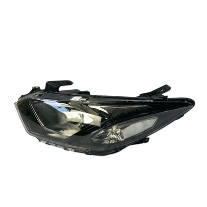 Farol Onix 2017 a 2020 Máscara Negra Friso Preto Esquerdo Motorista