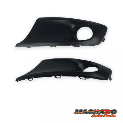 Grade Milha Parachoque Dianteiro Fox Spacefox 2010 a 2014 Com Furo Preto Esquerdo
