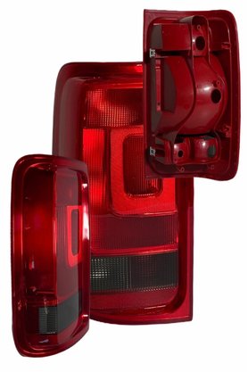 Lanterna Traseira Fumê com Neblina Amarok 2010 a 2014 Esquerda - FITAM Modelo ARTEB