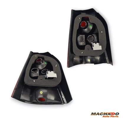 Lanterna Traseira Parati G4 2006 a 2013 Bicolor Carcaça Preta Ré Fumê Lado Direito - FITAM