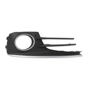 Grade Milha Parachoque Dianteiro Fox 2015 a 2019 Com Furo Preto e Frisos Prata Direito