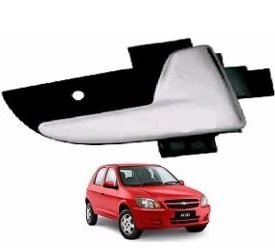 Macaneta Interna Porta Dianteira/Traseira Esquerdo Prata Celta 2006 a 2014 Prisma 2006 a 2012 