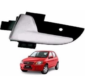 Macaneta Interna Porta Dianteira/Traseiro Direito Prata Celta 2006 a 2014 Prisma 2006 a 2012 